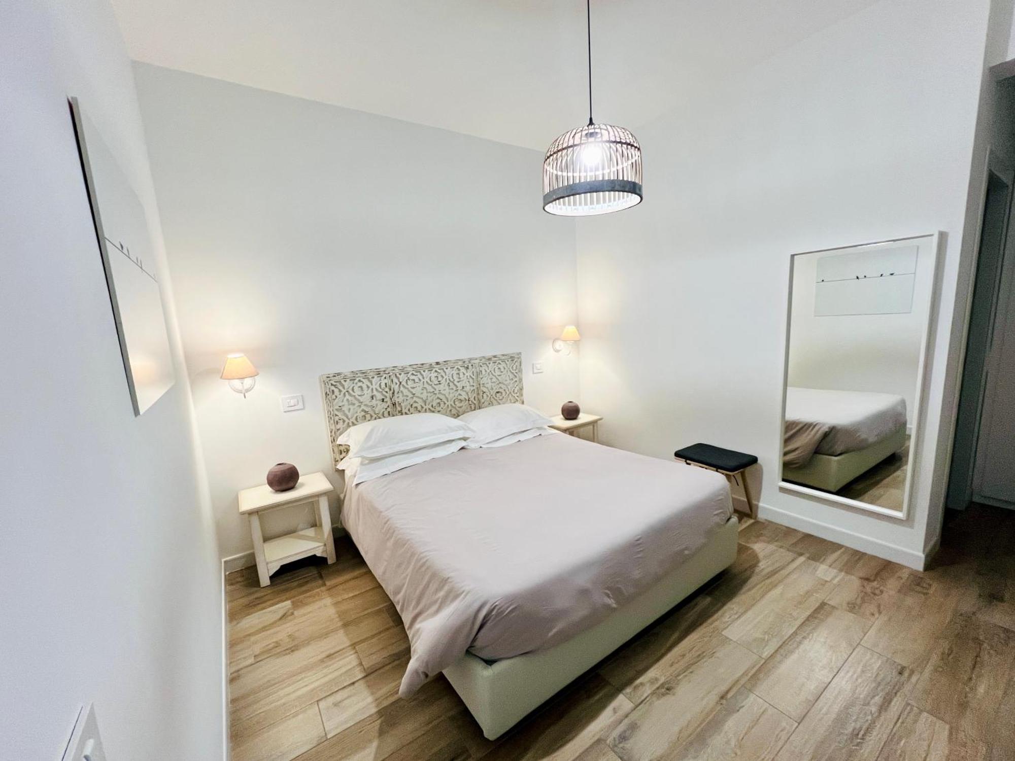 Bellhome 3 - Elegante Appartamento Nel Centro Di Bari Exterior photo